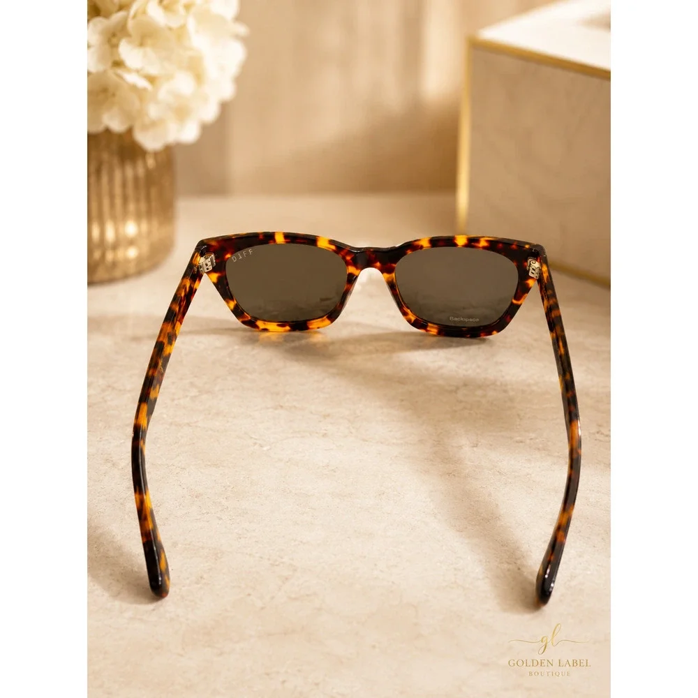 DIFF Dean Polarized Sunglasses Square Acetate Frame NIB Box Case Cloth